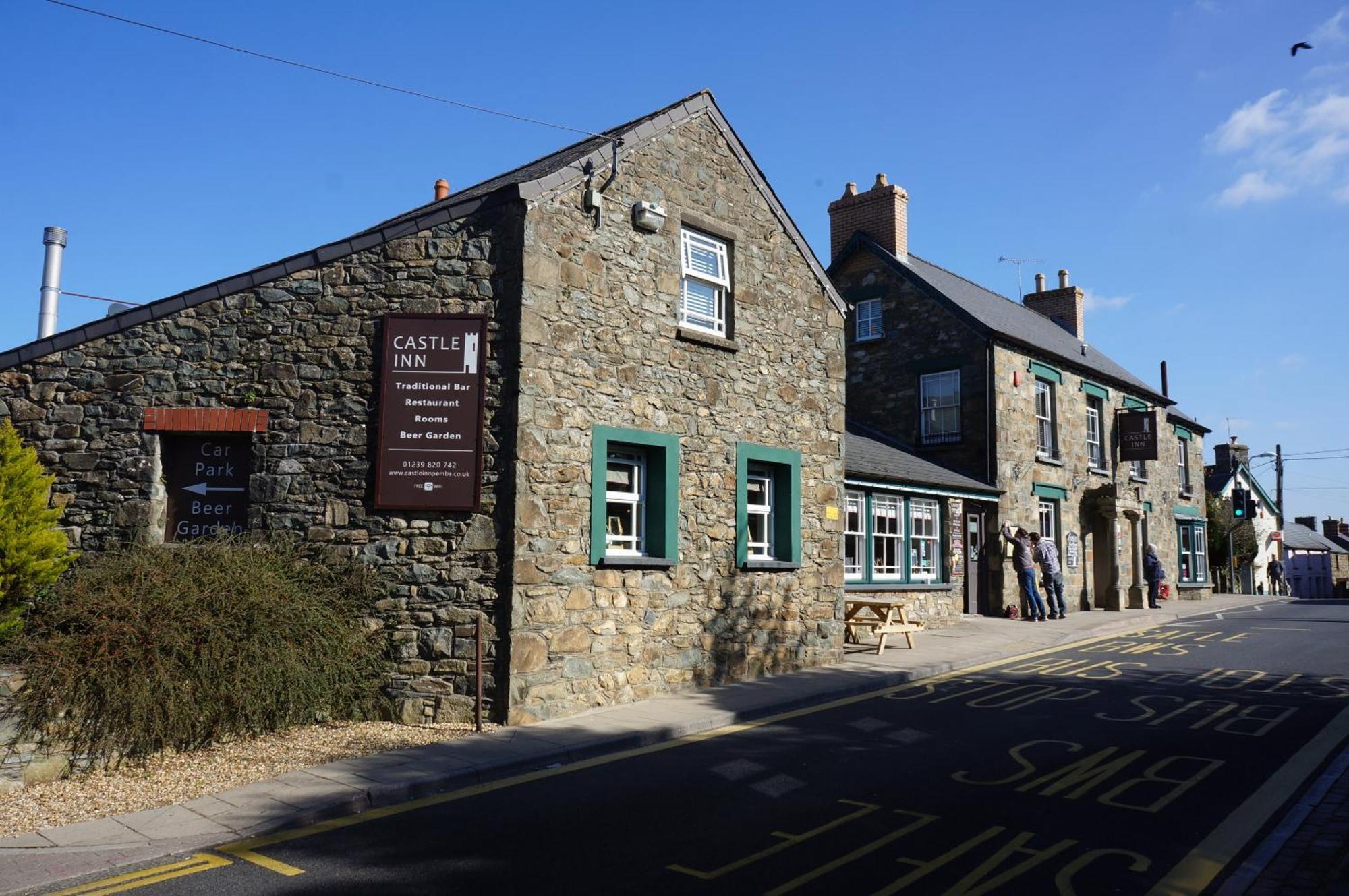 Castle Inn Newport  Exteriér fotografie