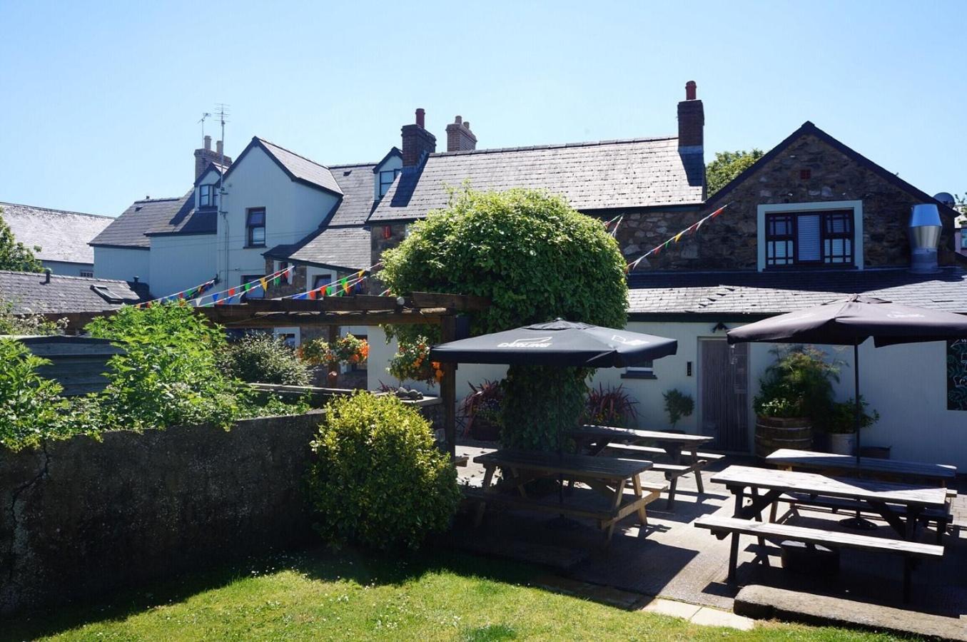 Castle Inn Newport  Exteriér fotografie
